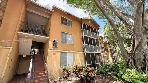 4055 W Mcnab Road Pompano Beach FL 33069