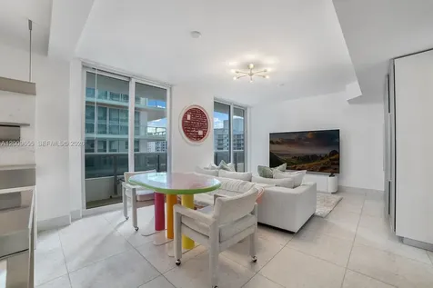 5801 Collins Avenue Miami Beach FL 33140