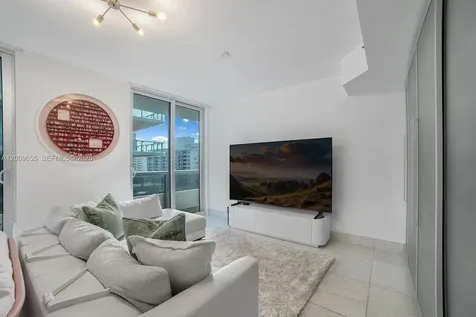 5801 Collins Avenue Miami Beach FL 33140