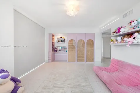 5801 Collins Avenue Miami Beach FL 33140
