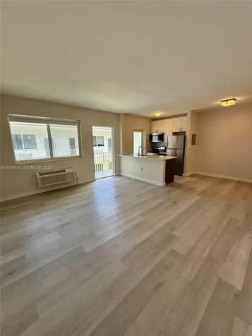 1525 Michigan Avenue Miami Beach FL 33139