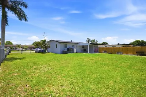 18711 SW 308th Street Homestead FL 33030