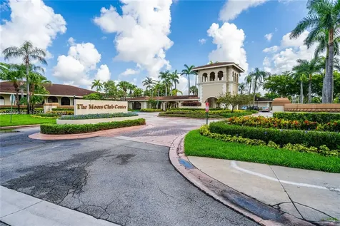 18206 Mediterranean Boulevard Hialeah FL 33015