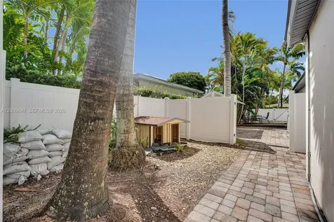 707 N 13 Avenue Hollywood FL 33019