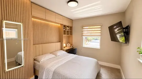 2425 SW 21st Terrace Miami FL 33145
