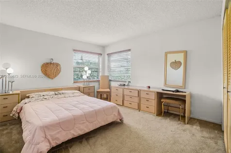 3940 Inverrary Boulevard Lauderhill FL 33319