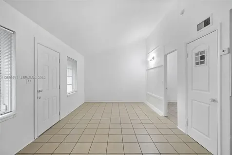 840 SW 7th Street Miami FL 33130