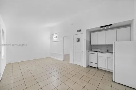 840 SW 7th Street Miami FL 33130