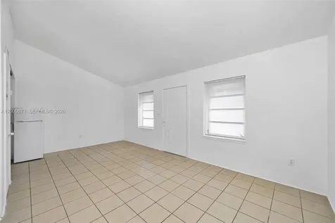 840 SW 7th Street Miami FL 33130