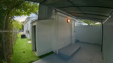 10200 NW 21st Court Miami FL 33147