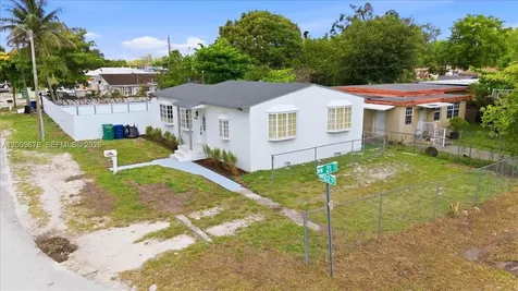 10200 NW 21st Court Miami FL 33147