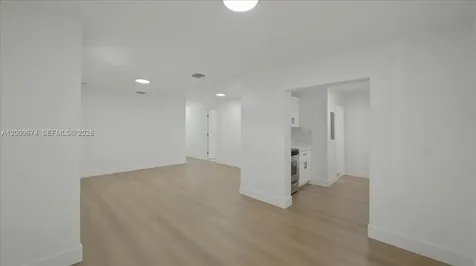 2129 NW 59th Street Miami FL 33142