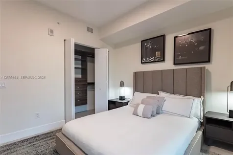 2960 NE 207th Street Aventura FL 33180