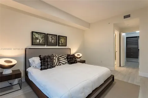 2960 NE 207th Street Aventura FL 33180