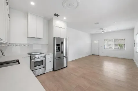 3759 Florida Avenue Coconut Grove FL 33133