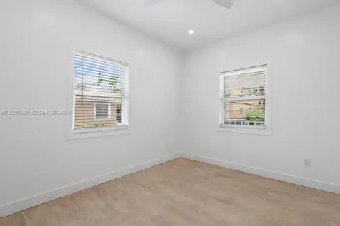 3759 Florida Avenue Coconut Grove FL 33133