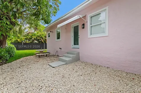 3759 Florida Avenue Coconut Grove FL 33133