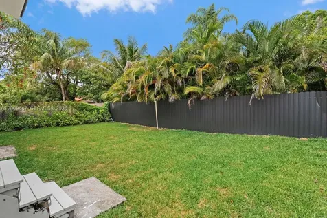3759 Florida Avenue Coconut Grove FL 33133