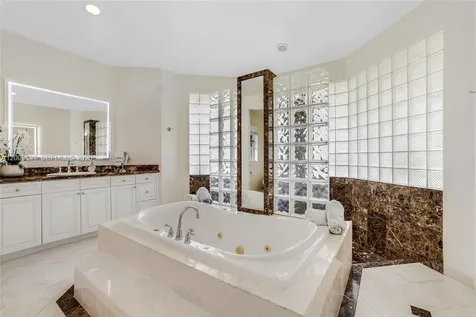 2477 Poinciana Drive Weston FL 33327