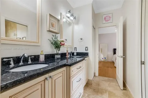 2477 Poinciana Drive Weston FL 33327