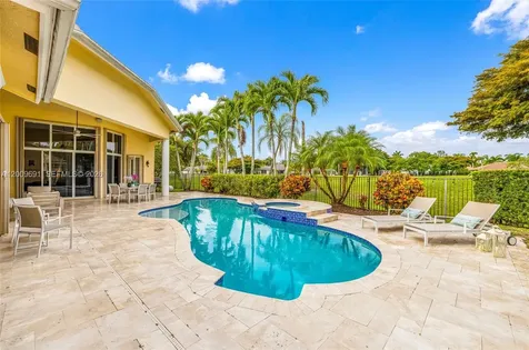 2477 Poinciana Drive Weston FL 33327