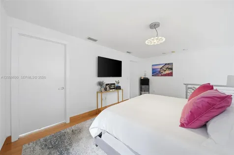 1050 Brickell Avenue Miami FL 33131