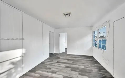 1001 N 16th Court Fort Pierce FL 34950