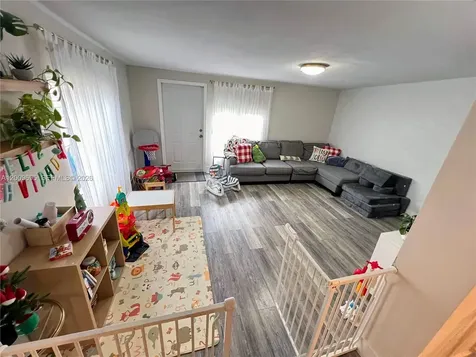 12906 SW 52nd Street Miami FL 33175