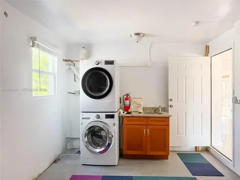 321 NE 29th Street Boca Raton FL 33431