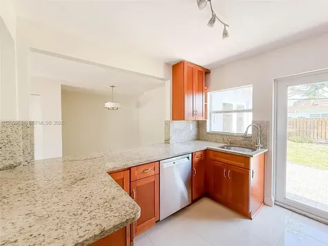 321 NE 29th Street Boca Raton FL 33431