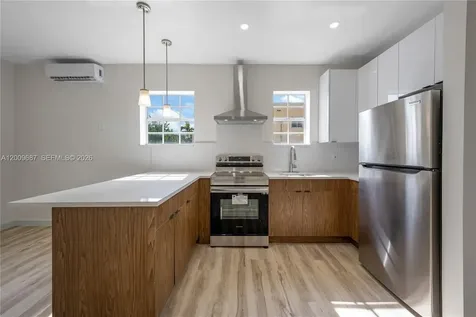 1132 NW 3rd Street Miami FL 33128