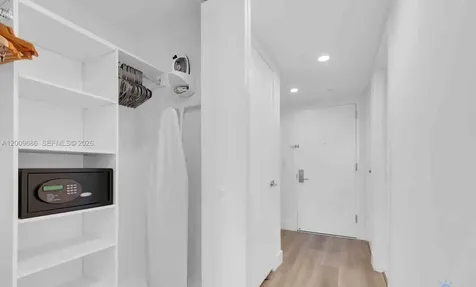 2602 E Hallandale Beach Boulevard Hallandale Beach FL 33009