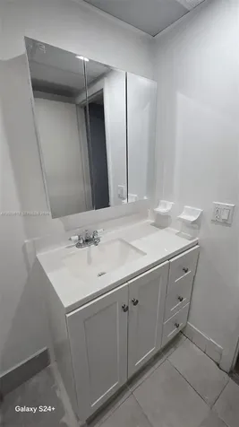 10090 NW 80th Court Hialeah Gardens FL 33016