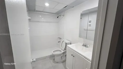 10090 NW 80th Court Hialeah Gardens FL 33016