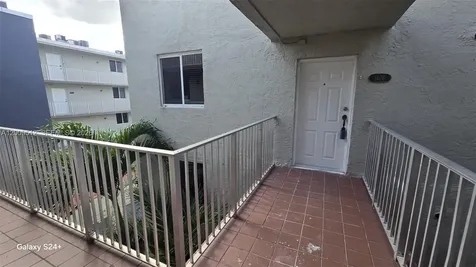 10090 NW 80th Court Hialeah Gardens FL 33016