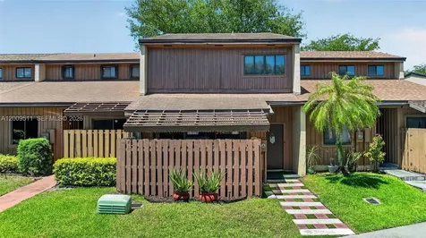 4283 S Pine Island Road Davie FL 33328