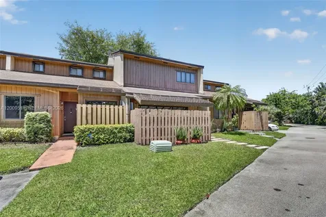 4283 S Pine Island Road Davie FL 33328