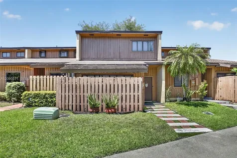 4283 S Pine Island Road Davie FL 33328
