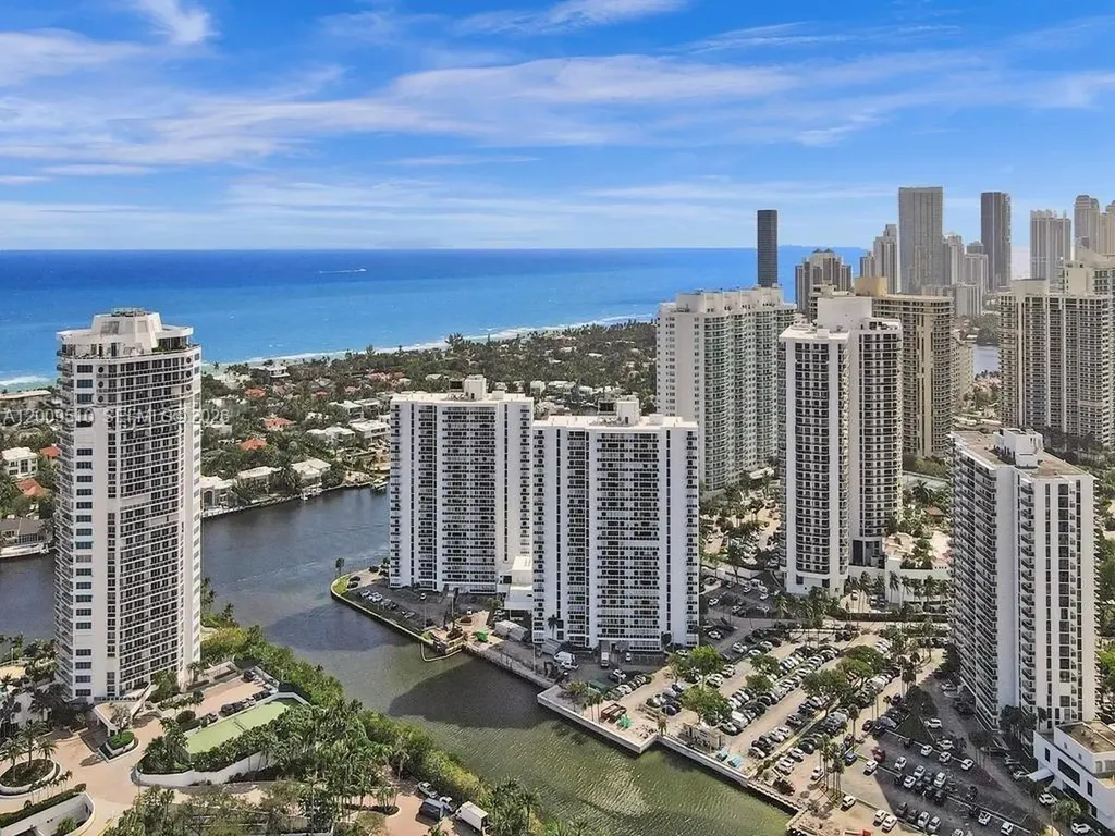 20515 E Country Club Drive Aventura FL 33180