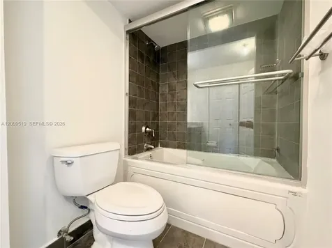 20515 E Country Club Drive Aventura FL 33180