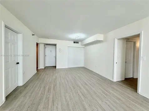 20515 E Country Club Drive Aventura FL 33180
