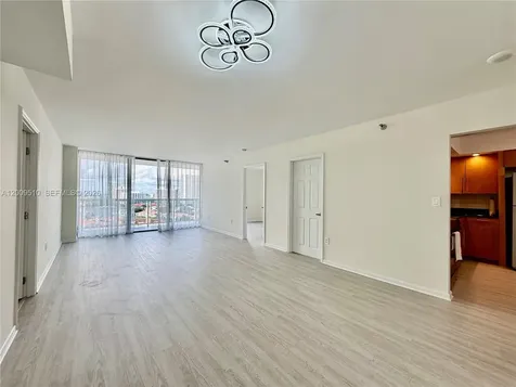 20515 E Country Club Drive Aventura FL 33180