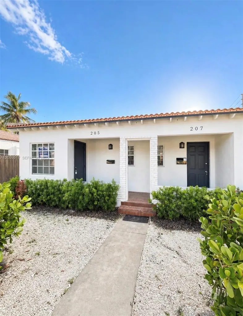 1121 NE 2nd Street Fort Lauderdale FL 33301