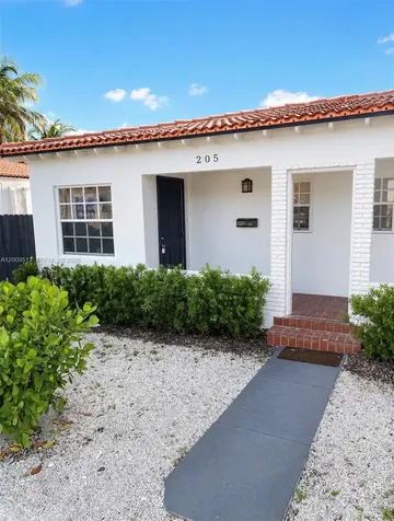 1121 NE 2nd Street Fort Lauderdale FL 33301