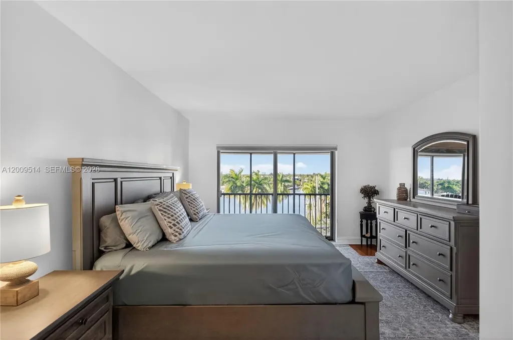 1839 Middle River Drive Fort Lauderdale FL 33305