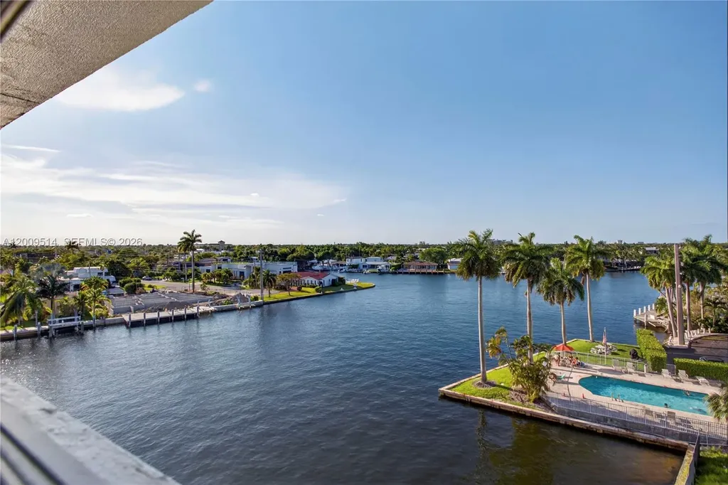 1839 Middle River Drive Fort Lauderdale FL 33305