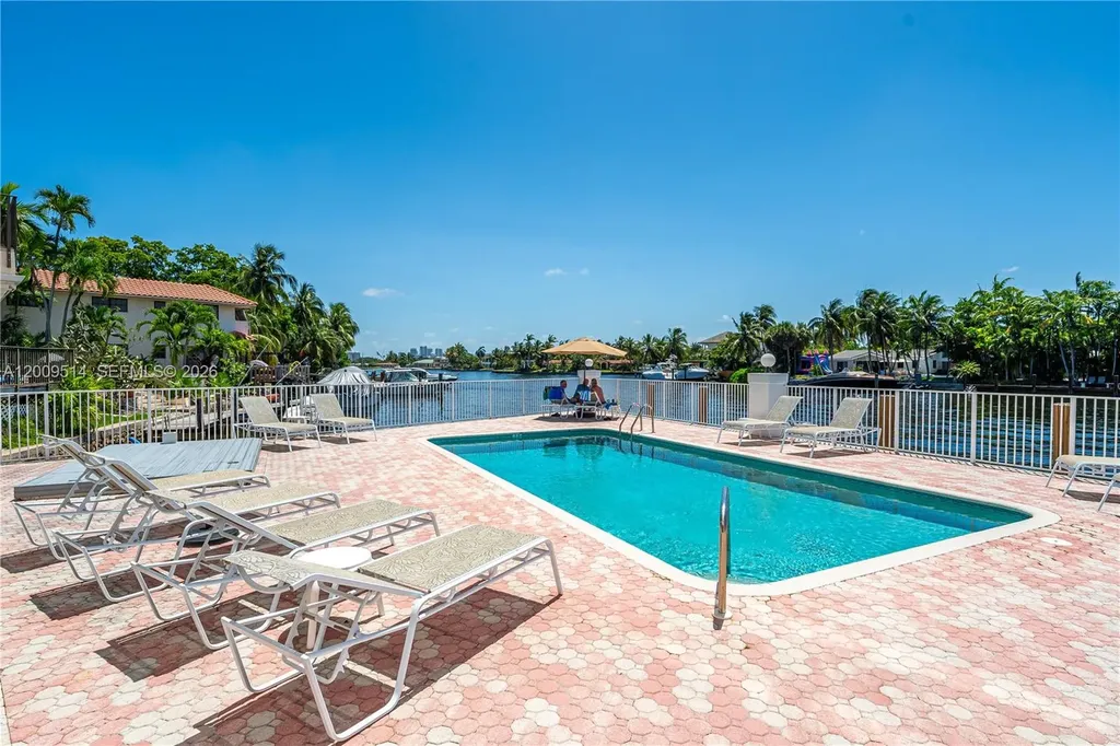 1839 Middle River Drive Fort Lauderdale FL 33305