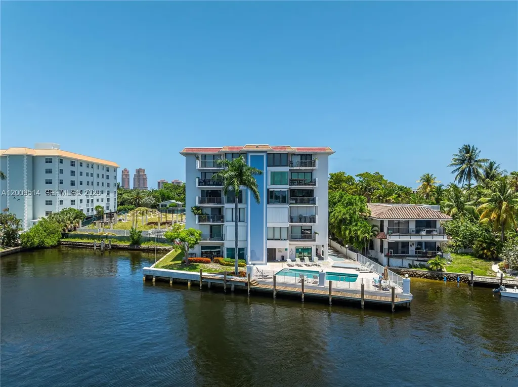 1839 Middle River Drive Fort Lauderdale FL 33305