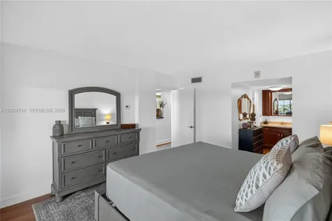 1839 Middle River Drive Fort Lauderdale FL 33305