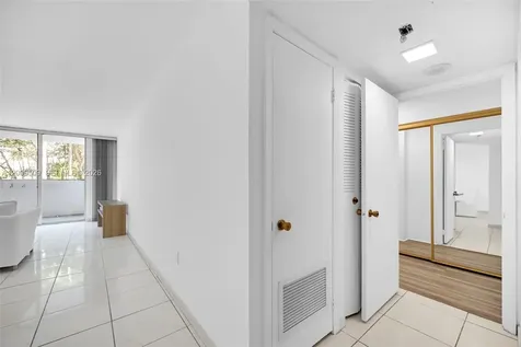 2780 NE 183rd Street Aventura FL 33160